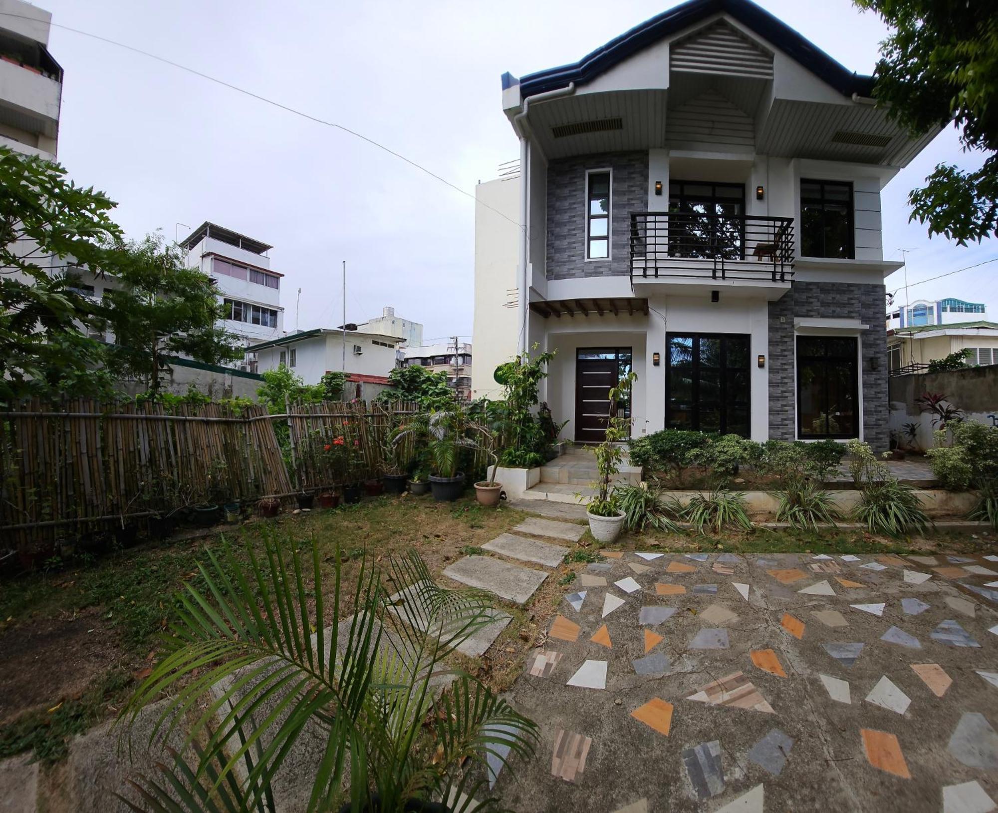 Andrew N Sophia'S Guest House بويرتو برينسيسا المظهر الخارجي الصورة